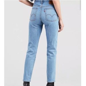 Levi’s Premium Wedgie fit Women’s jeans